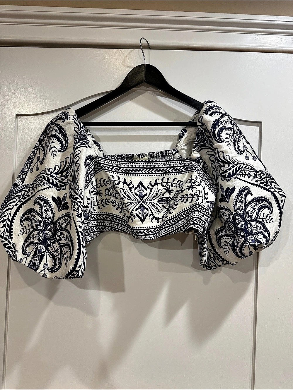 Blue & White Paisley Puff Sleeve Crop Top